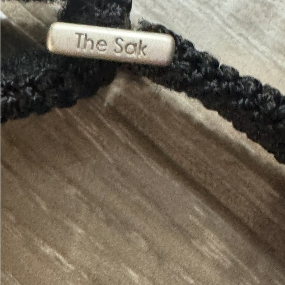 black woven versatile crossbody bag from Sak Small to Medium - Picture 4 of 9